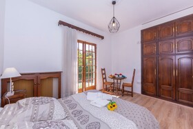 Villa Martine Au Bord Du Lac by Happy Rentals