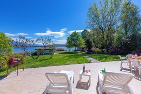 Villa Martine Au Bord Du Lac by Happy Rentals