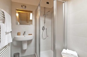 Helianthus Residence