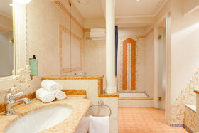Gardaland Hotel