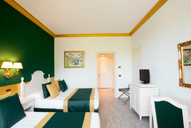 Gardaland Hotel