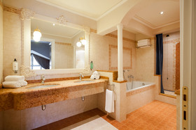 Gardaland Hotel