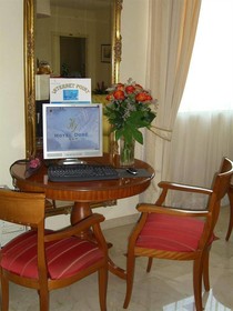 Hotel Dore