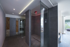 Seven Park Hotel