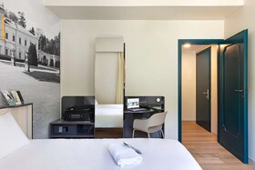 B&B Hotel COMO City Center