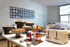 B&B Hotel COMO City Center