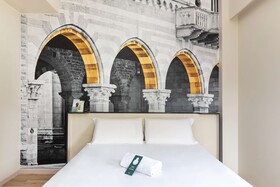 B&B Hotel COMO City Center