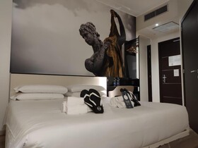 B&B Hotel COMO City Center