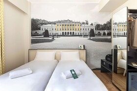 B&B Hotel COMO City Center