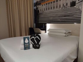 B&B Hotel COMO City Center