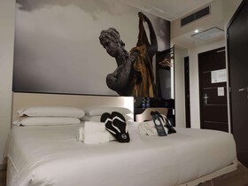 B&B Hotel COMO City Center