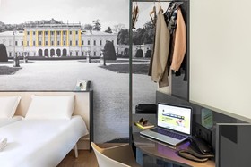 B&B Hotel COMO City Center