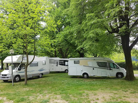 International Camping No Stress