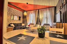 Logicasa Apartment Tower Gate