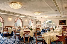 Palace Hotel