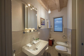 La Gazza Ladra Apartments