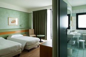 Hotel Leonardo Da Vinci - Erba
