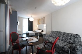 Happy Hotel Atelier Gardone Riviera Centro & Beach