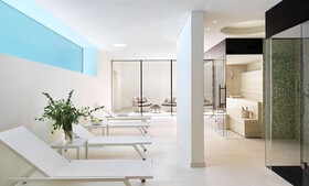 Eden Reserve Hotel & Villas