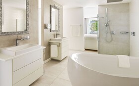 Eden Reserve Hotel & Villas