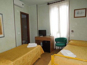 Hotel Touring Gardone Riviera