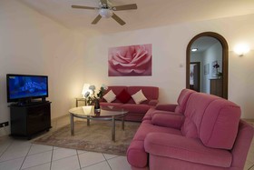 Rosalinde House