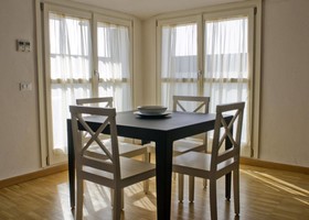 Vialeromadodici Rooms & Apartments