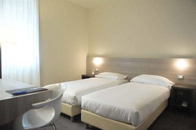 HLL Hotel Lungolago Lecco