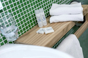 Hi Hotels Torbole Pool & Spa