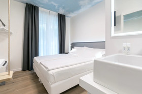 Hi Hotels Torbole Pool & Spa