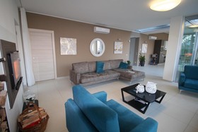 Bellagio Village Residence