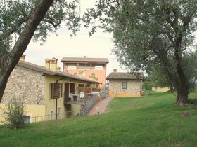 Bertoletta Village Apartments