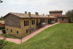 Bertoletta Village Apartments