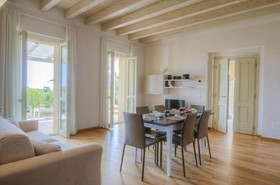 Polpenazze Halldis Apartments