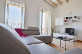 Polpenazze Halldis Apartments