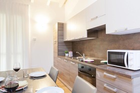 Polpenazze Halldis Apartments