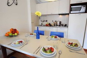 Porto Letizia Fronte Lago