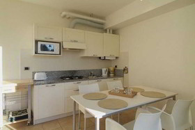 Porto Letizia Fronte Lago