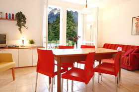 Porto Letizia Fronte Lago