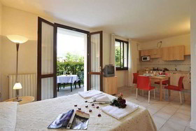 Porto Letizia Fronte Lago