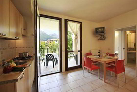 Porto Letizia Fronte Lago