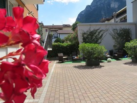 Bella Villa Apartments