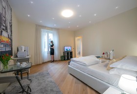 Les Suites Di Sara
