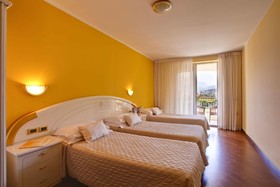 Hotel Savoy Palace