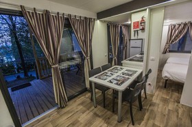 hu Altomincio Village