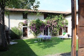 Casale Lucrezia