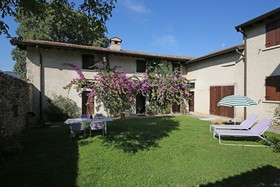 Casale Lucrezia