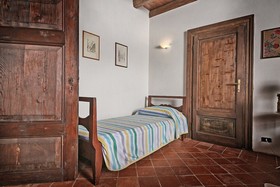 Casale Lucrezia