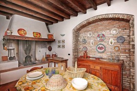 Casale Lucrezia