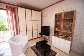 Feeling House